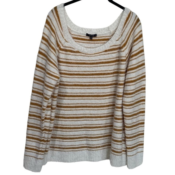 NYDJ White and Mustard Yellow Whisker Scoop Neck Sweater Women's Size M - Picture 3 of 12